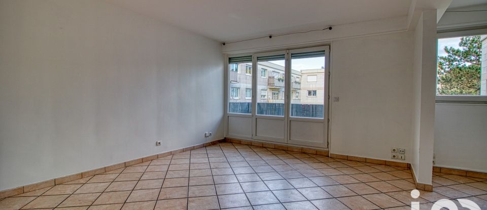 Appartement 5 pièces de 91 m² à Aubergenville (78410)