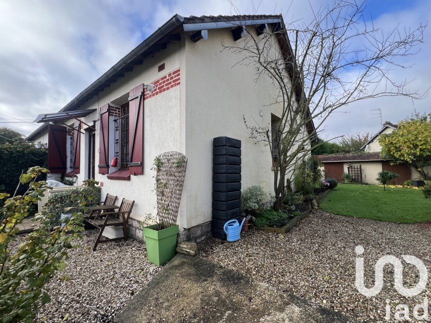 Maison 4 pièces de 70 m² à Gisors (27140)