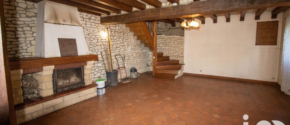 Maison traditionnelle 7 pièces de 162 m² à Fontenay-sur-Loing (45210)