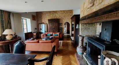 House 6 rooms of 143 m² in Sarlat-la-Canéda (24200)