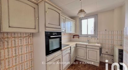 Apartment 3 rooms of 63 m² in Marseille (13003)