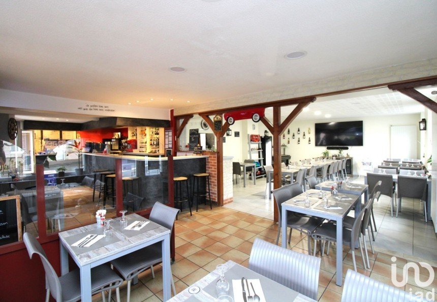 Restaurant of 135 m² in Herbault (41190)