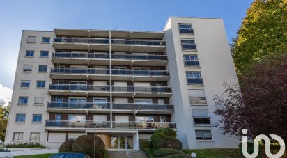 Appartement 4 pièces de 81 m² à Viry-Châtillon (91170)