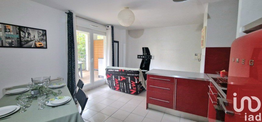 Appartement 2 pièces de 45 m² à Marseille (13008)