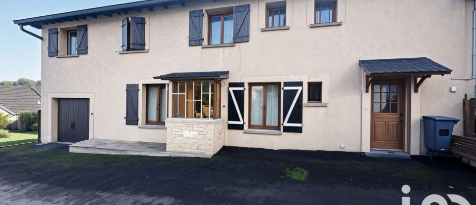 Maison de village 6 pièces de 146 m² à Étival-Clairefontaine (88480)