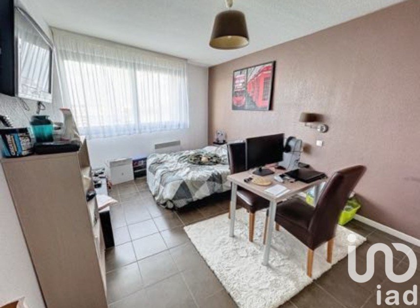 Studio 1 pièce de 25 m² à Dunkerque (59140)