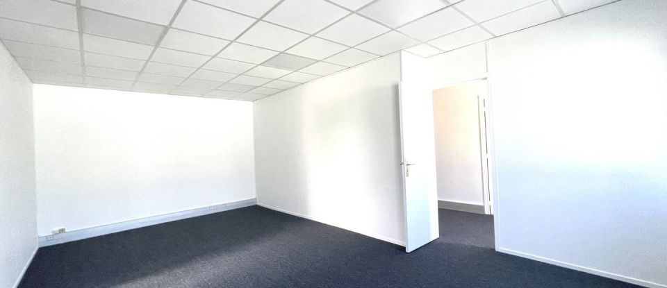 Bureaux de 60 m² à Lisses (91090)