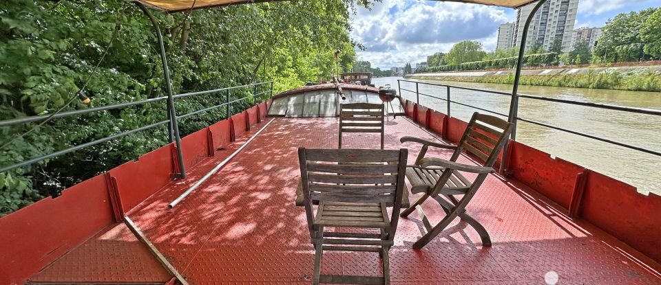 House boat 7 rooms of 160 m² in Joinville-le-Pont (94340)