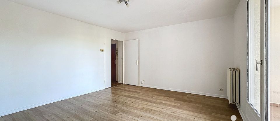 Appartement 2 pièces de 50 m² à Combs-la-Ville (77380)