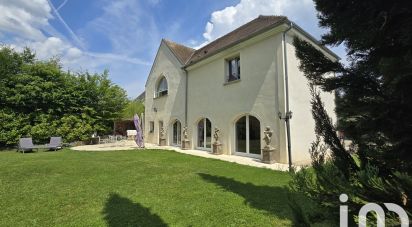 House 8 rooms of 314 m² in Boissise-la-Bertrand (77350)