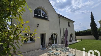 House 8 rooms of 314 m² in Boissise-la-Bertrand (77350)