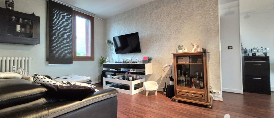 Apartment 3 rooms of 72 m² in Charleville-Mézières (08000)