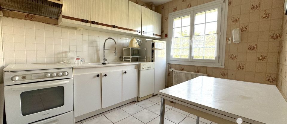 Maison 5 pièces de 136 m² à Saint-Coulomb (35350)