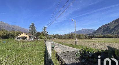 Land of 1,090 m² in Châteauneuf (73390)