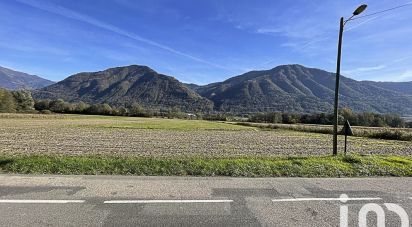 Land of 1,090 m² in Châteauneuf (73390)