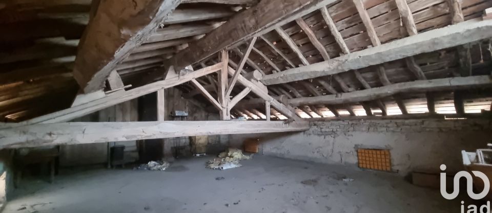 Ferme 2 pièces de 80 m² à Arbigny (01190)