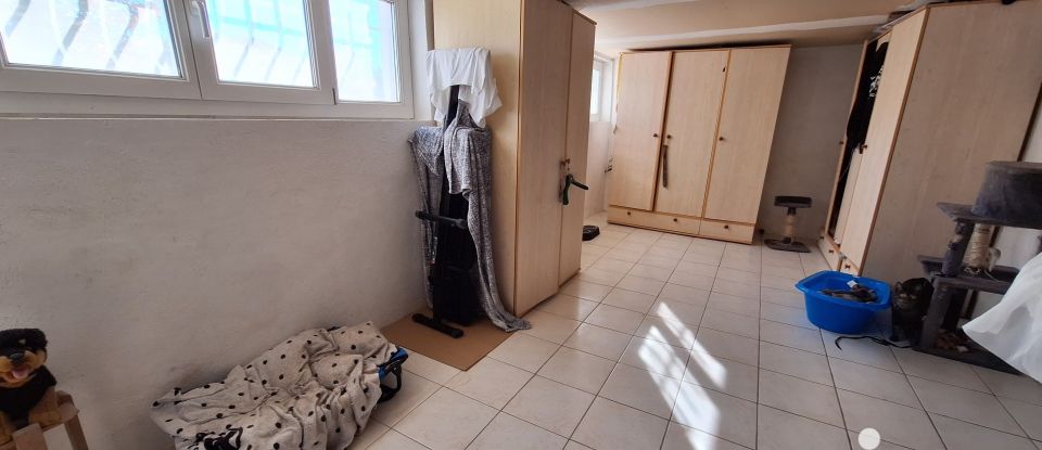 Maison 4 pièces de 70 m² à Saint-Just-Sauvage (51260)