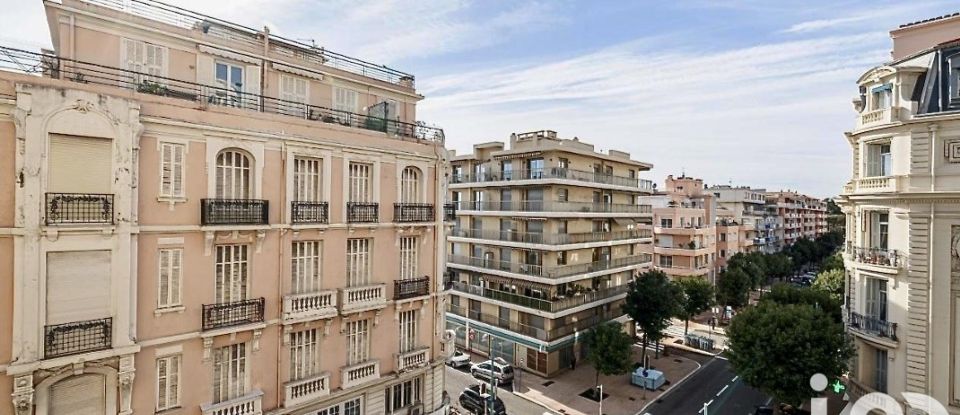 Appartement 2 pièces de 53 m² à Menton (06500)