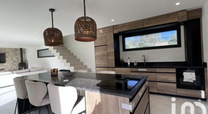 Maison 4 pièces de 126 m² à Peymeinade (06530)