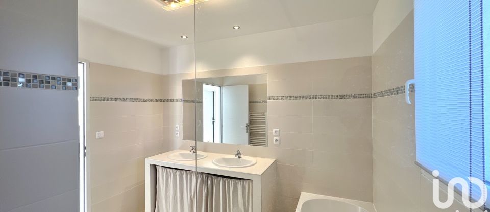 Maison 5 pièces de 88 m² à Saint-Alexandre (30130)