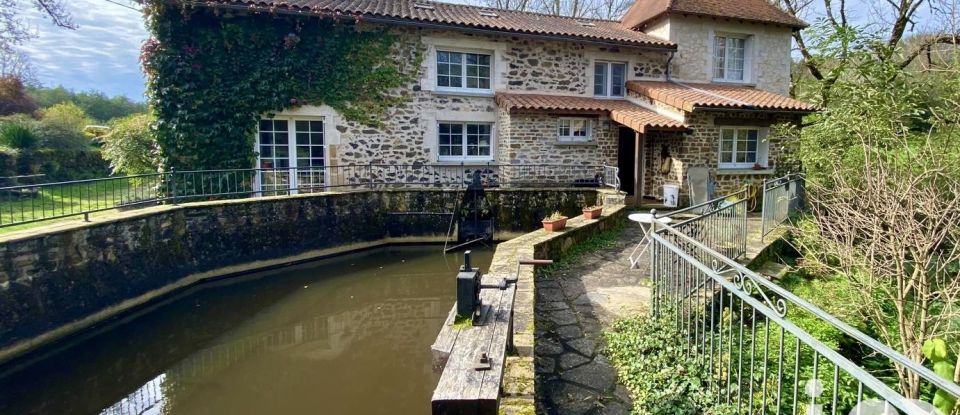 Mill 9 rooms of 210 m² in Saint-Martin-de-Fressengeas (24800)