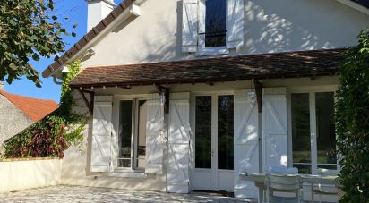 House 6 rooms of 142 m² in Germigny-l'Évêque (77910)