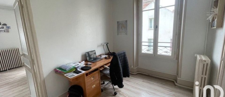 Apartment 2 rooms of 71 m² in Melun (77000)