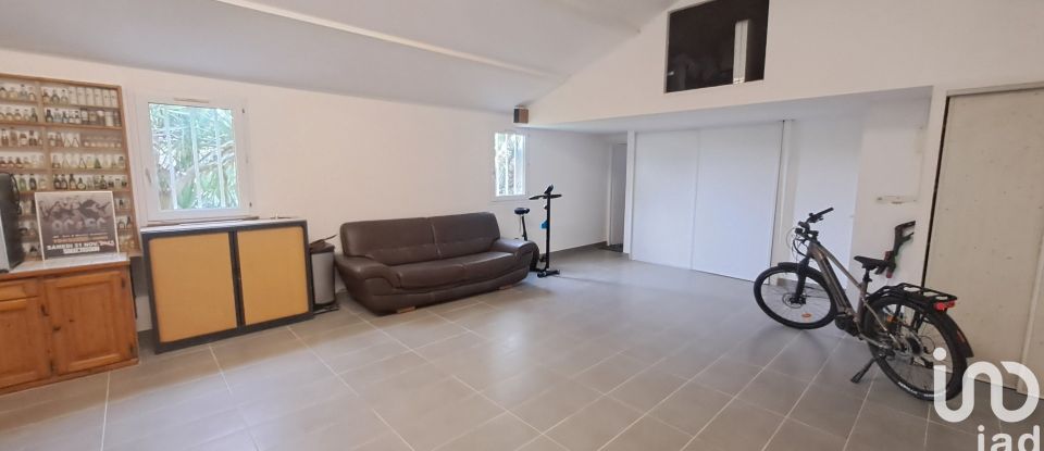 House 8 rooms of 145 m² in La Bruffière (85530)