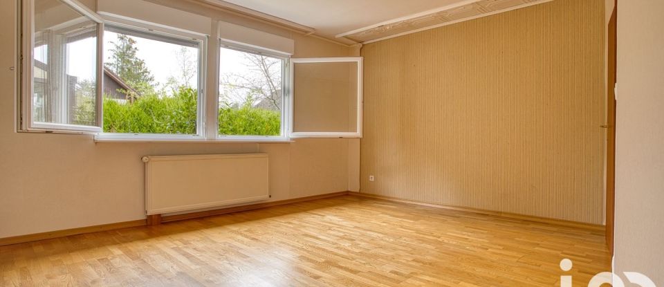 Maison 6 pièces de 173 m² à Ségny (01170)