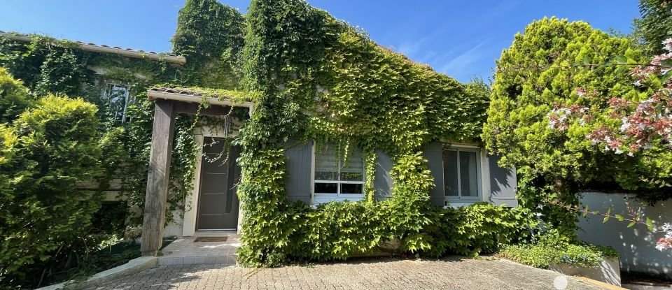 Maison 6 pièces de 197 m² à Aytré (17440)