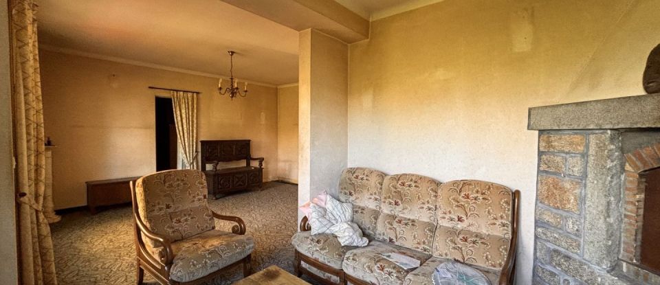 House 4 rooms of 131 m² in Mesquer (44420)