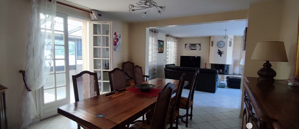 House 6 rooms of 153 m² in Aulnay-sous-Bois (93600)