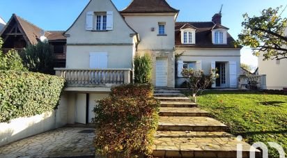 House 6 rooms of 153 m² in Aulnay-sous-Bois (93600)