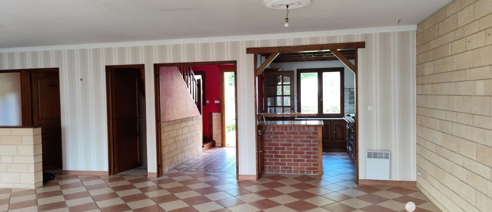 Pavilion 7 rooms of 160 m² in Hirson (02500)