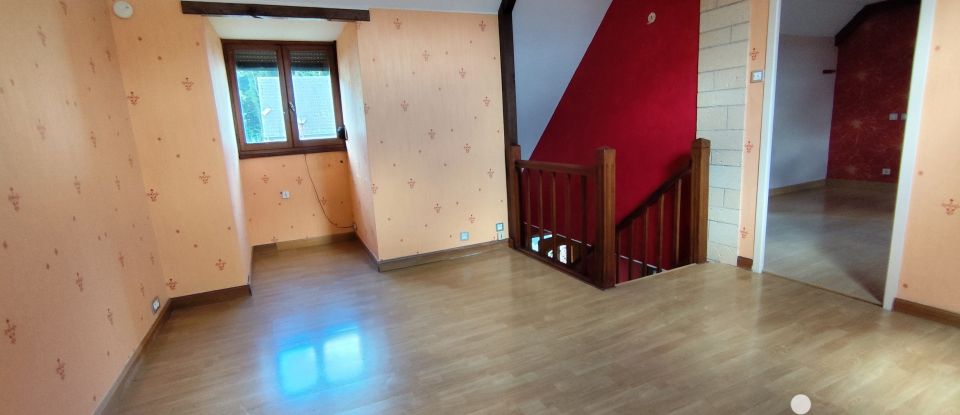 Pavilion 7 rooms of 160 m² in Hirson (02500)