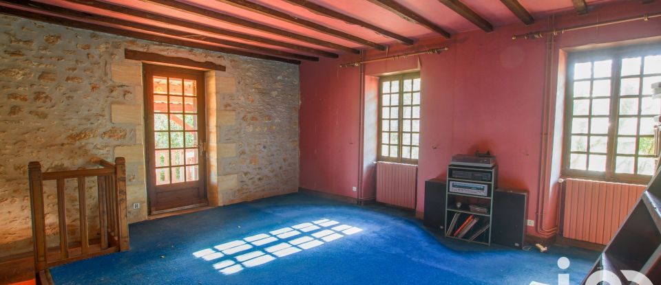 House 4 rooms of 135 m² in Campagne (24260)