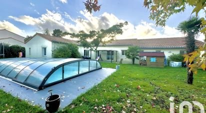 House 8 rooms of 178 m² in Haute-Goulaine (44115)