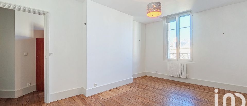 Duplex 7 pièces de 226 m² à Moulins (03000)