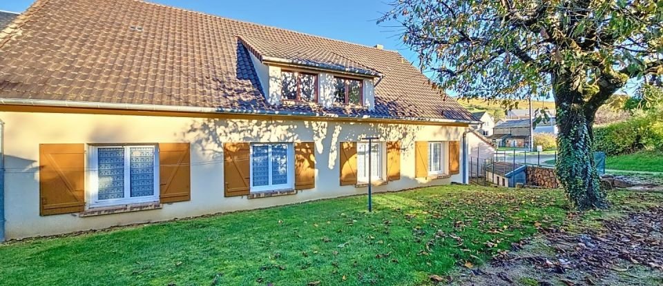 Maison 8 pièces de 222 m² à Sancerre (18300)