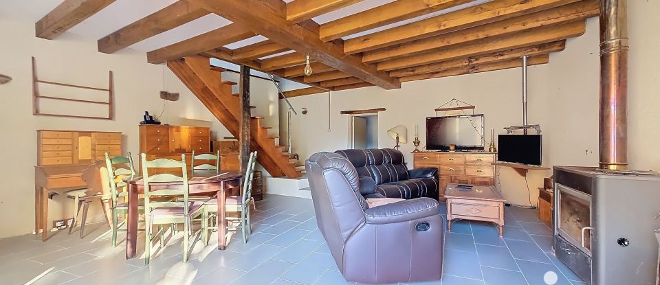 Traditional house 5 rooms of 131 m² in Savigny-en-Sancerre (18240)