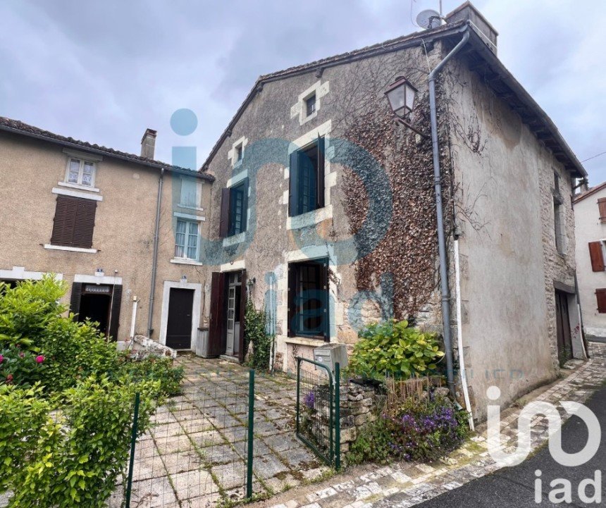 Maison de ville 3 pièces de 69 m² à Charroux (86250)