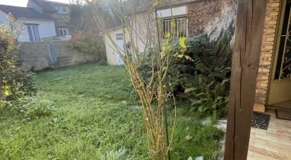 House 5 rooms of 104 m² in Villeneuve-le-Roi (94290)