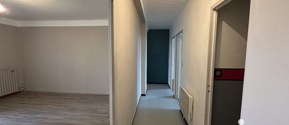 Appartement 3 pièces de 72 m² à Saint-Raphaël (83700)