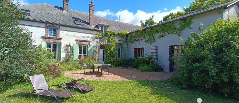 Maison 9 pièces de 214 m² à Mesnil-sur-l'Estrée (27650)