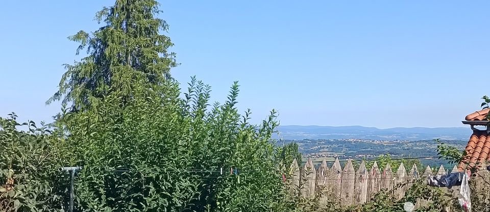 Maison 6 pièces de 120 m² à Saint-Bonnet-le-Château (42380)