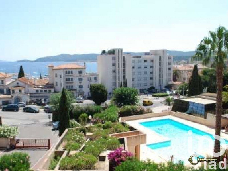 Apartment 1 room of 26 m² in Le Lavandou (83980)