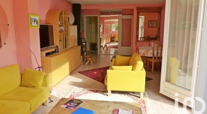 House 6 rooms of 112 m² in Montigny-le-Bretonneux (78180)