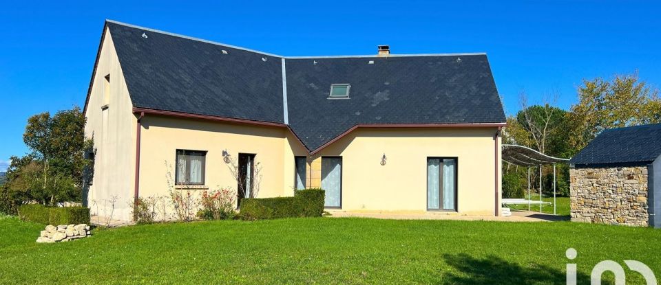 Maison traditionnelle 5 pièces de 167 m² à - (12310)