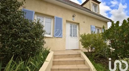 Traditional house 6 rooms of 155 m² in Saint-Ouen-l'Aumône (95310)