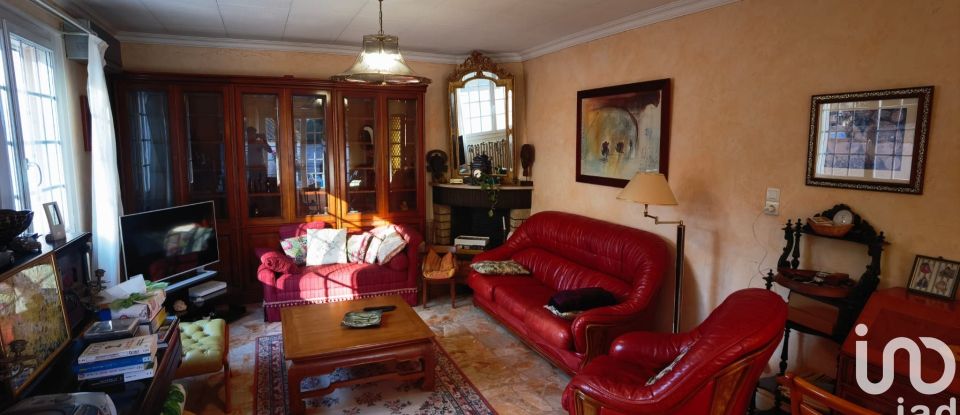 Maison traditionnelle 6 pièces de 120 m² à Villeneuve-lès-Béziers (34420)